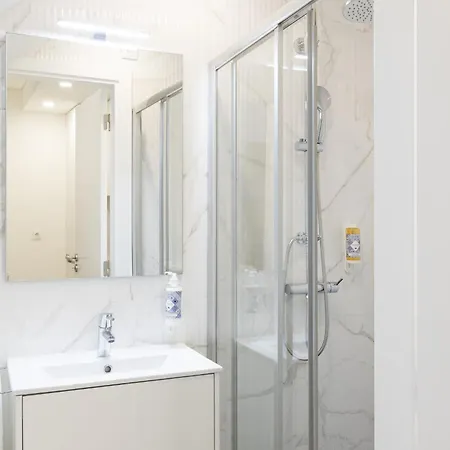 Apartament Fafel Little House *